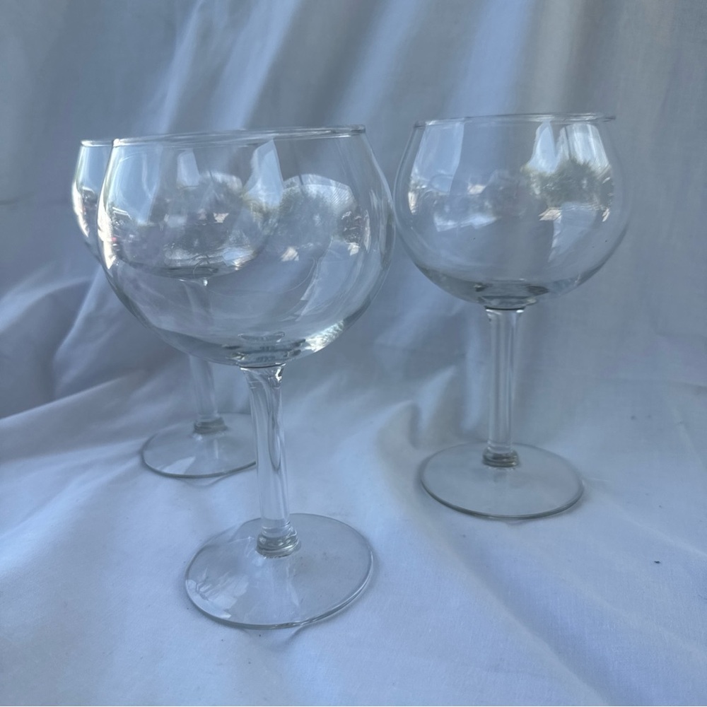 Set of 3 Balloon Red Wine Glasses Clear Glass Vintage 7” - Picture 2 of 5
